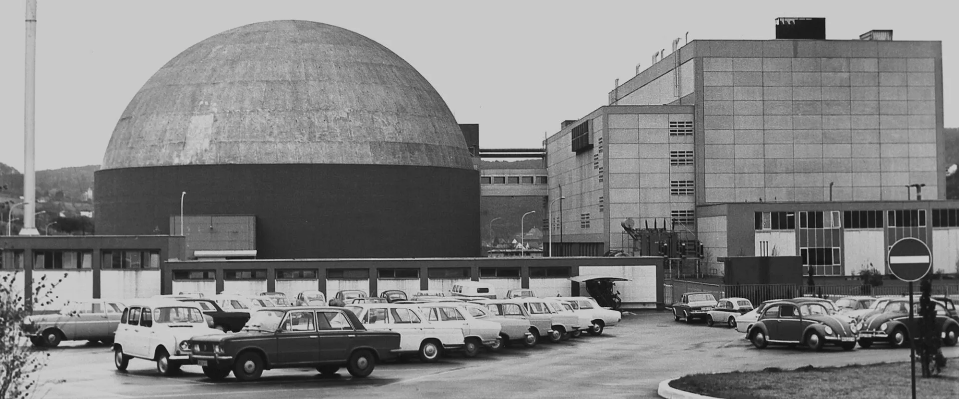 Jaderná elektrárna Obrigheim v roce 1968.